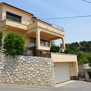 Charming Rab Appartamento